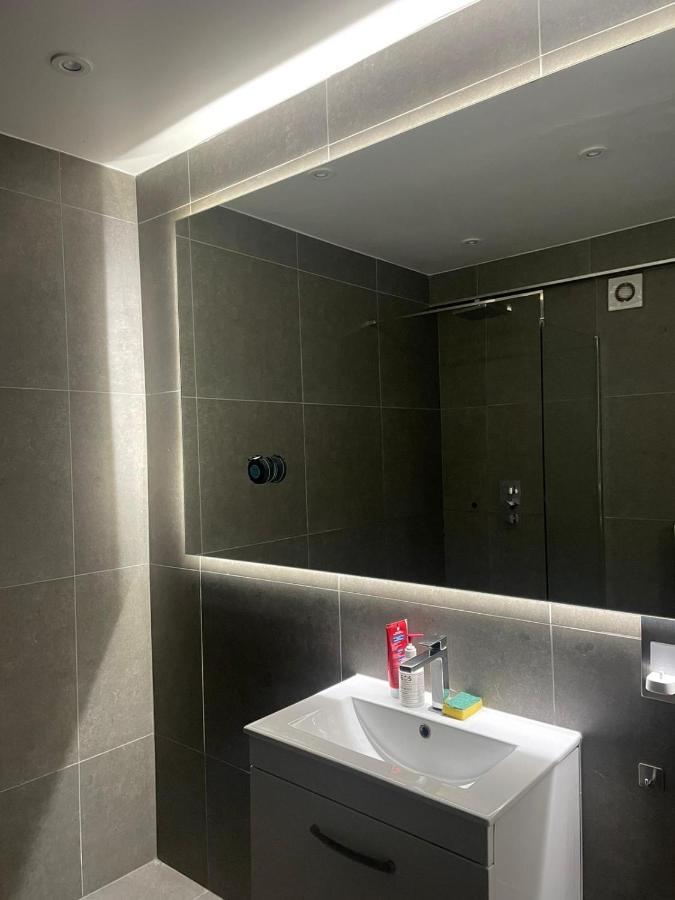 Balham, South London Spacious Guest House 1, 6 Rooms Available Exterior photo